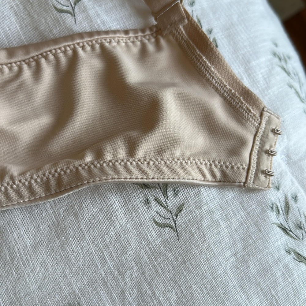 Soma stunning support smooth full coverage bra 38D pale tan. - Picture 5 of 7